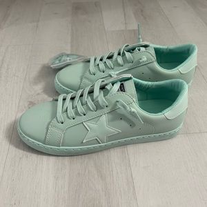 Vintage Havana Mint Green Sneakers, 7